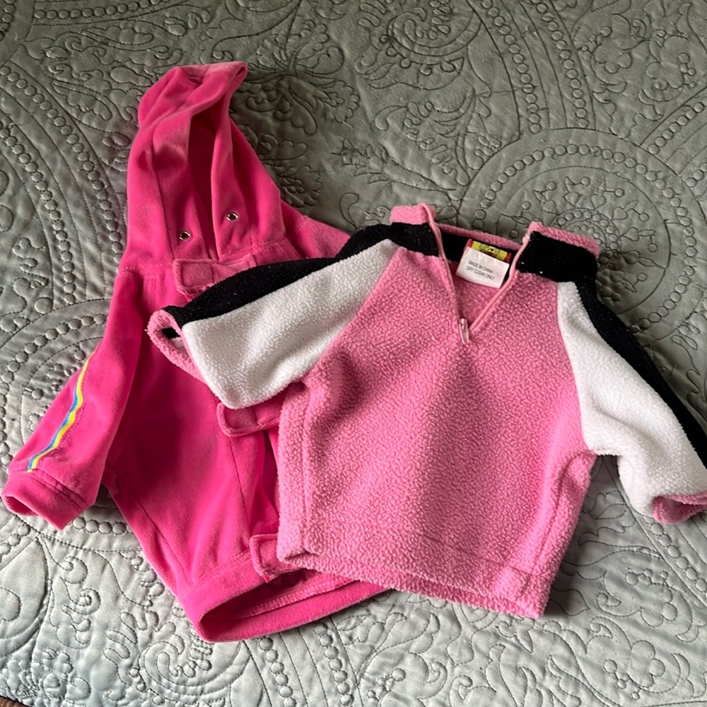 Max’s Closet doggy sweatshirts (2)